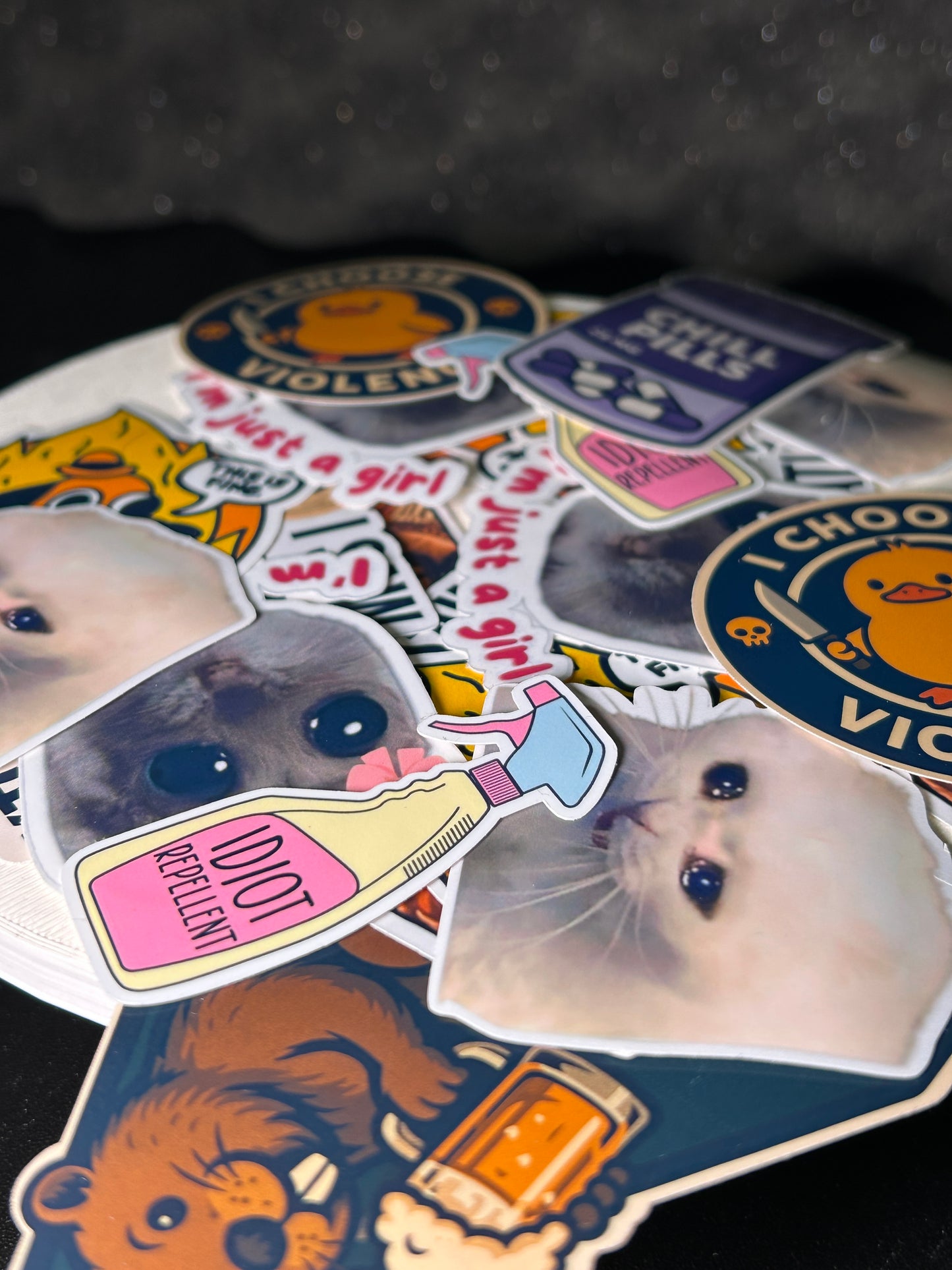 Winylowe naklejki customowe